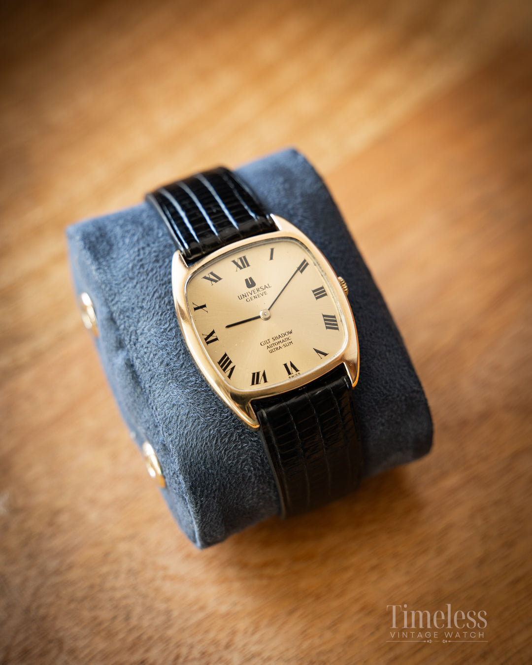 Universal Genéve Gilt Shadow Ultra Slim Automatic