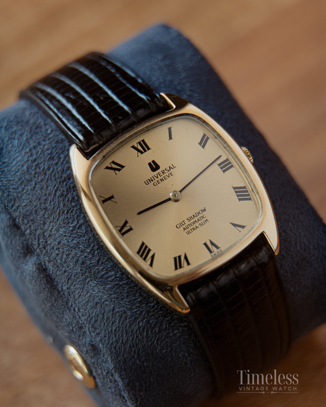 Universal Genéve Gilt Shadow Ultra Slim Automatic